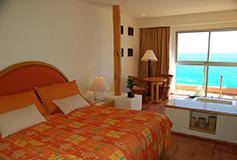 Habitación Suite Lunamielera con Jacuzzi del Hotel Club Regina Los Cabos