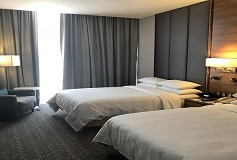 Habitación Ejecutiva Dos Camas Matrimoniales del Hotel DoubleTree by Hilton Hotel Mexico City Santa Fe