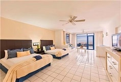 Habitación Junior Suite Elite Plan del Hotel El Cid Marina Hotel de Playa y Club de Yates