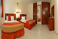 Habitación Estándar Dos Camas del Hotel Elizabeth Ciudad Deportiva