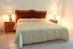 Habitación Suite Vista al Mar No Reembolsable Cocineta + WiFi del Hotel Emperador Vallarta Beachfront Hotel & Suites