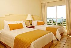 Habitación Superior Vista a la Montaña AI Dos Camas Dobles del Hotel Emporio Ixtapa