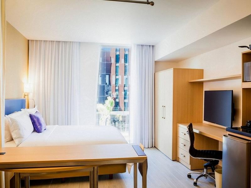 Habitación Loft del Hotel Fiesta Inn Monterrey La Fe Aeropuerto