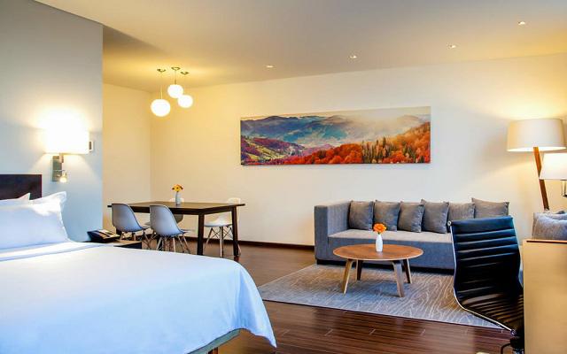 Habitación Superior King del Hotel Hotel Fiesta Inn Plaza Central Aeropuerto