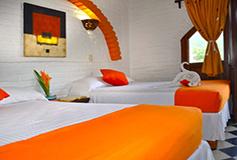 Habitación Estándar Cuádruple con Cocineta y Aire WiFi Gratis del Hotel Hacienda de Vallarta Centro