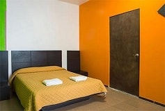 Habitación Estándar Doble con Balcón del Hotel Hostel Amigo Suites