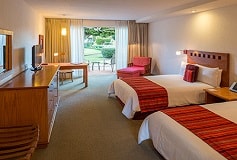 Habitación Deluxe Dos Camas Matrimoniales No Fumar del Hotel Hotel Camino Real Guadalajara