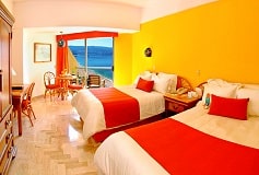 Habitación Superior Dos Camas Parcial al Mar del Hotel Hotel Copacabana Acapulco Beach