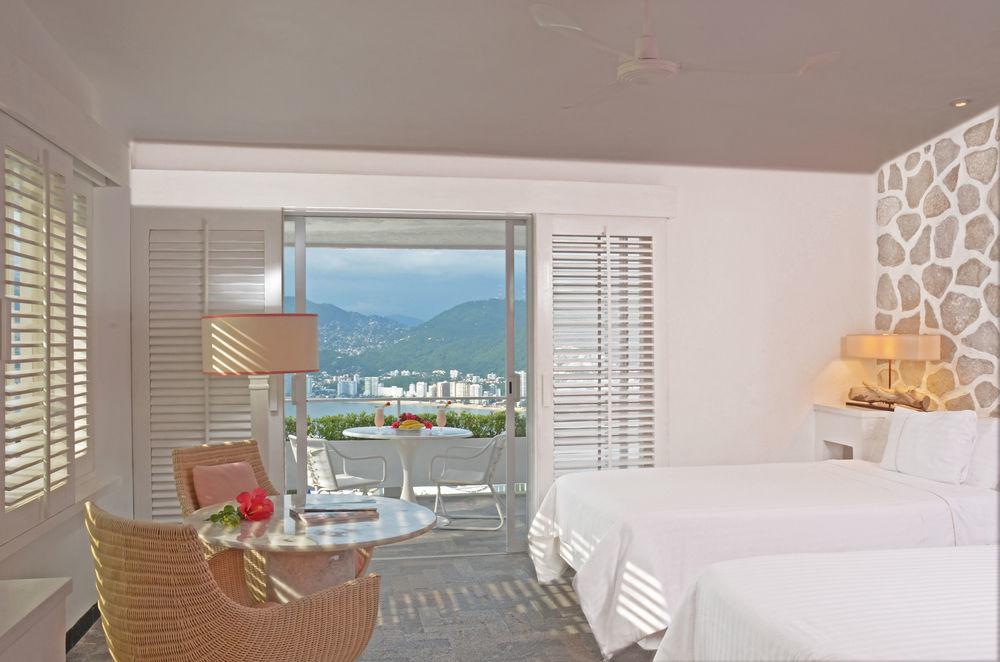 Habitación Casita con alberca compartida vista al mar King del Hotel Hotel Las Brisas Acapulco