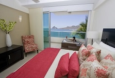 Habitación Deluxe Suite con Jacuzzi del Hotel Hotel Las Flores Beach Resort