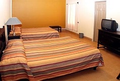 Habitación Dos Camas Matrimoniales del Hotel Hotel Los Monteros