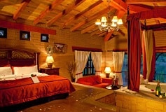 Habitación Cabaña Suite Vista Lago con Jacuzzi y Terraza AI del Hotel Hotel Sierra Lago Exclusive Mountain Resort and Spa