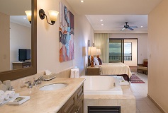 Habitación Suite de Tres Recámaras del Hotel Hotel Villa del Palmar en las Islas de Loreto