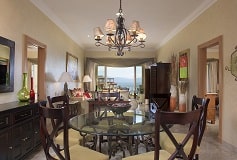 Habitación Suite de Una Recámara de Lujo del Hotel Hotel Villa La Estancia Beach Resort and Spa Riviera Nayarit