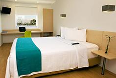 Habitación Estándar Queen del Hotel One San Luis Potosí Glorieta Juárez