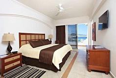 Habitación Deluxe Bay View Section del Hotel Hotel Sandos Finisterra Los Cabos All Inclusive Resort