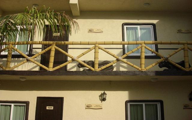 Hotel Aca Sol y Mar en Zona Dorada