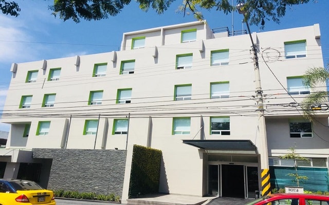 Hotel Arboledas Expo en Guadalajara Ciudad