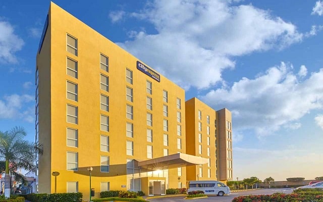 Hotel City Express Manzanillo en Manzanillo