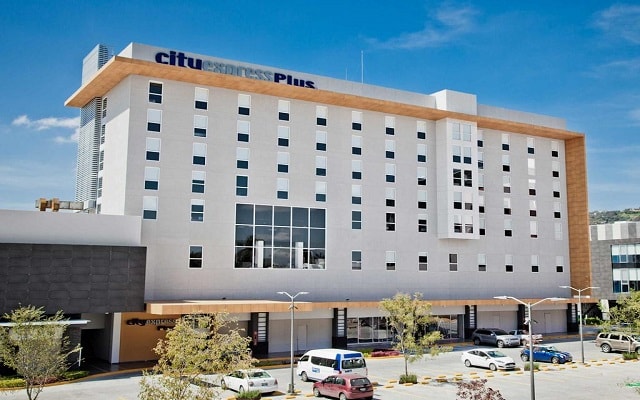 Hotel City Express Plus Guadalajara Palomar en Guadalajara Ciudad