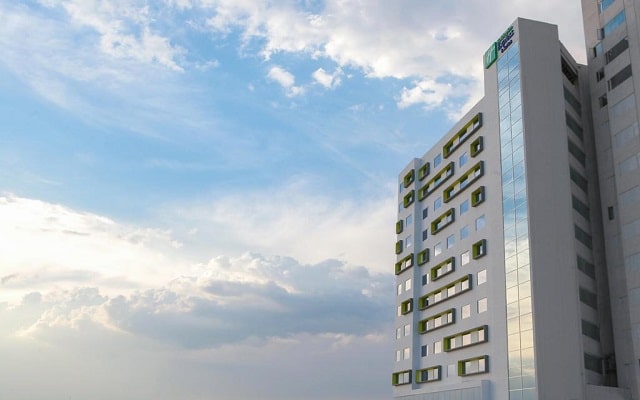 Hotel Holiday Inn Express and Suites Puebla Angelópolis en Puebla Ciudad