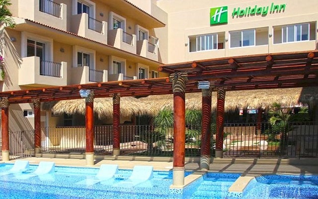 Hotel Holiday Inn Huatulco en Bahía Santa Cruz