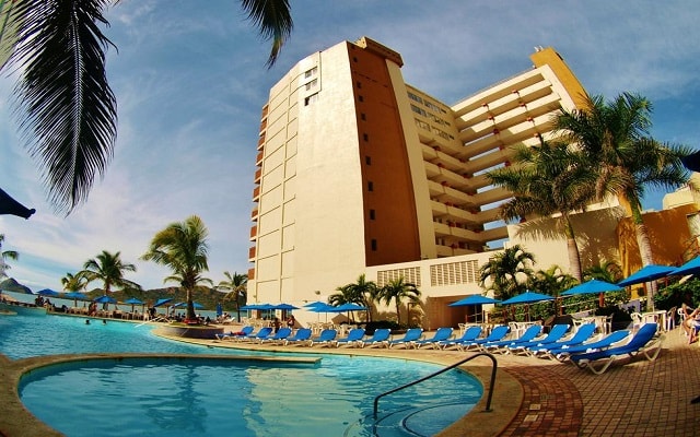 Hotel Las Flores Beach Resort en Zona Dorada Hotel Las Flores Beach Resort en Zona Dorada