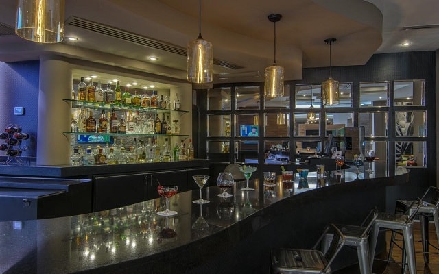 Hotel Lucerna Ciudad Juarez Deals In Hotel Lucerna Ciudad Juarez Enjoy A Drink At The Bar