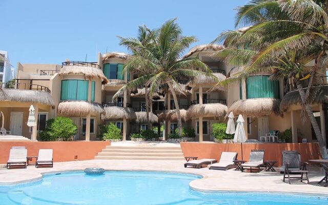 Hotel Playa la Media Luna en Isla Mujeres