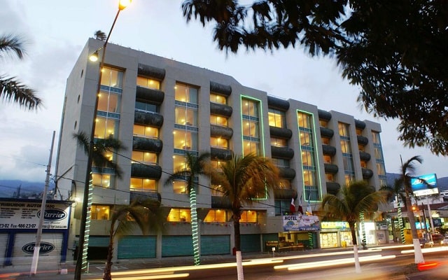 Hotel Tortuga Express en Zona Dorada