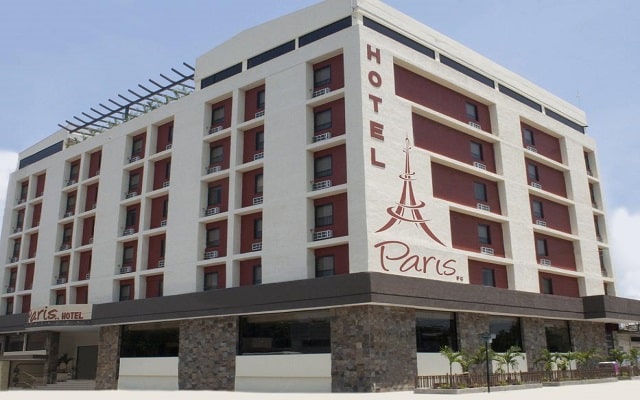 Paris FC Hotel en Poza Rica