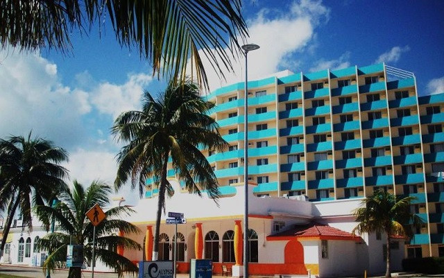 ¡Viaja a Cancún! Vuelo y Hotel Calypso con Traslado saliendo desde CDMX ¡Viaja a Cancún! Vuelo y Hotel Calypso con Traslado saliendo desde CDMX