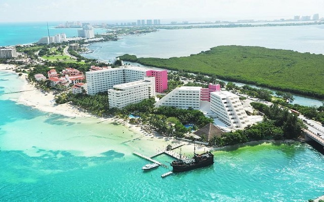 ¡Viaja a Cancún! Vuelo y Hotel Oasis Palm saliendo desde CDMX ¡Viaja a Cancún! Vuelo y Hotel Oasis Palm saliendo desde CDMX