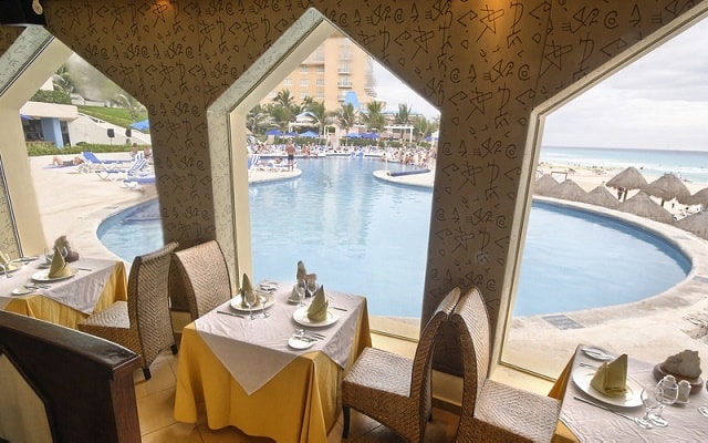 Paquete Golden Parnassus Resort & Spa Romántico Paquete Golden Parnassus Resort & Spa Romántico