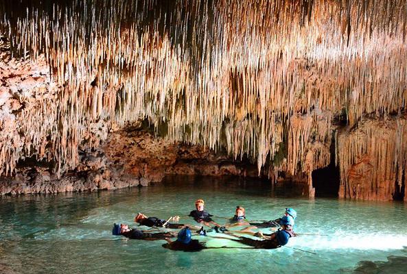 Río Secreto en Riviera Maya Río Secreto en Riviera Maya